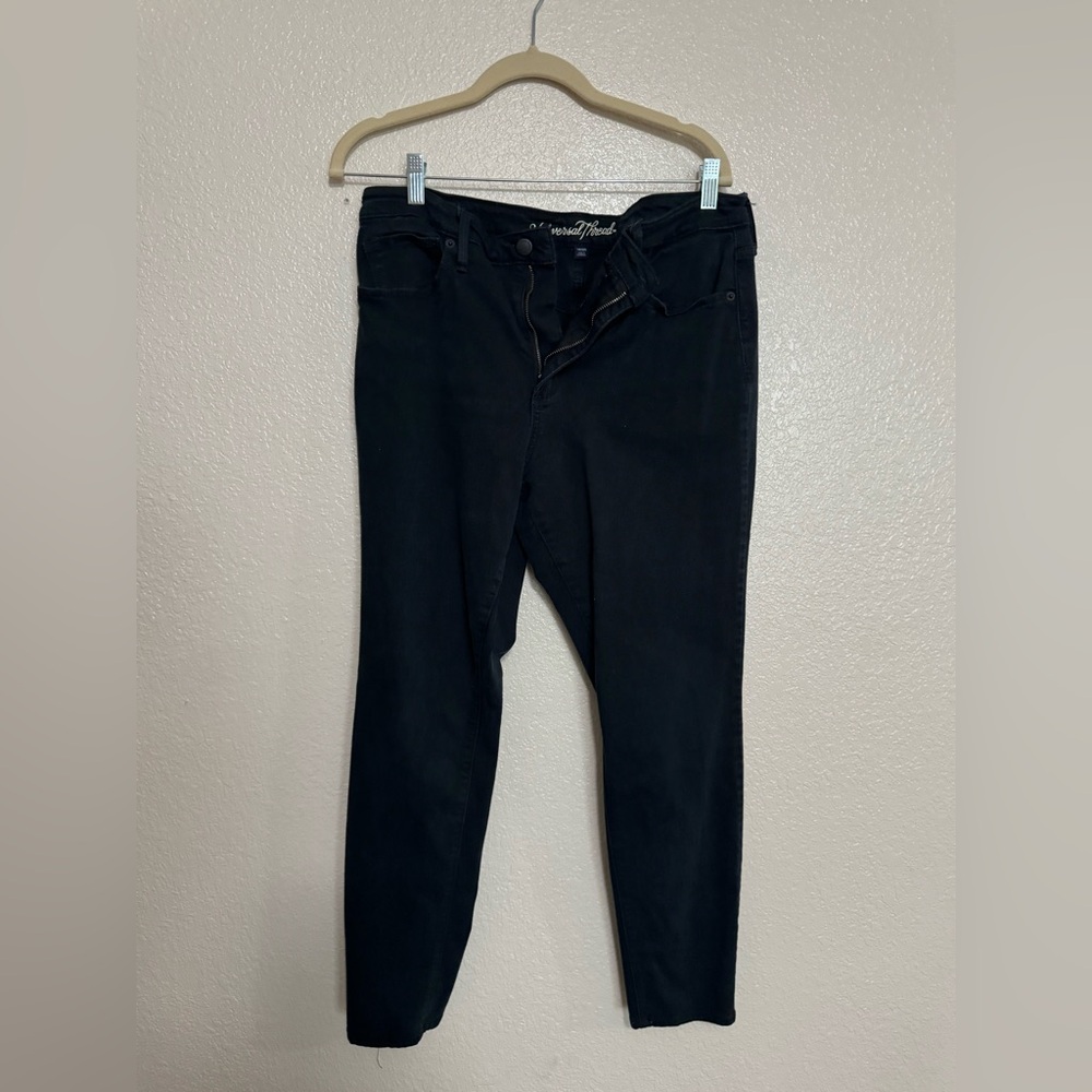 Universal Thread Women's high rise skinny black  Jeans